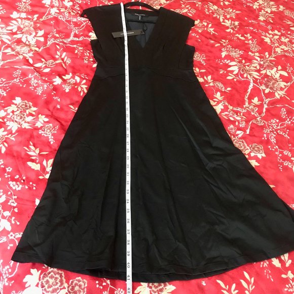 *NWT* BCBGMaxAzria Black Cap-Sleeve V-Neck A-Line Dress - Size XXS - Picture 10 of 15